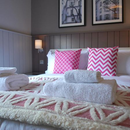 The Lawrance Luxury Aparthotel - Йорк Екстериор снимка
