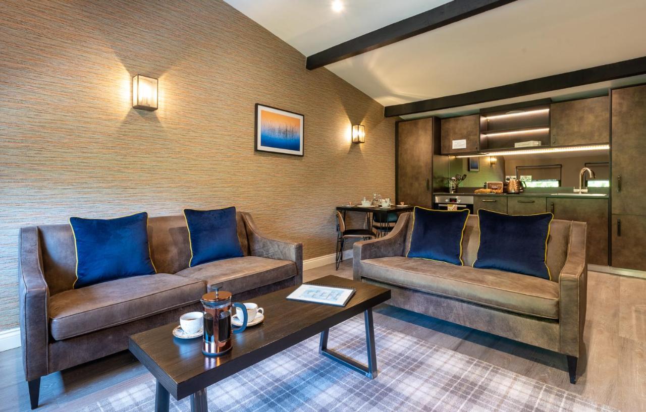 The Lawrance Luxury Aparthotel - Йорк Екстериор снимка