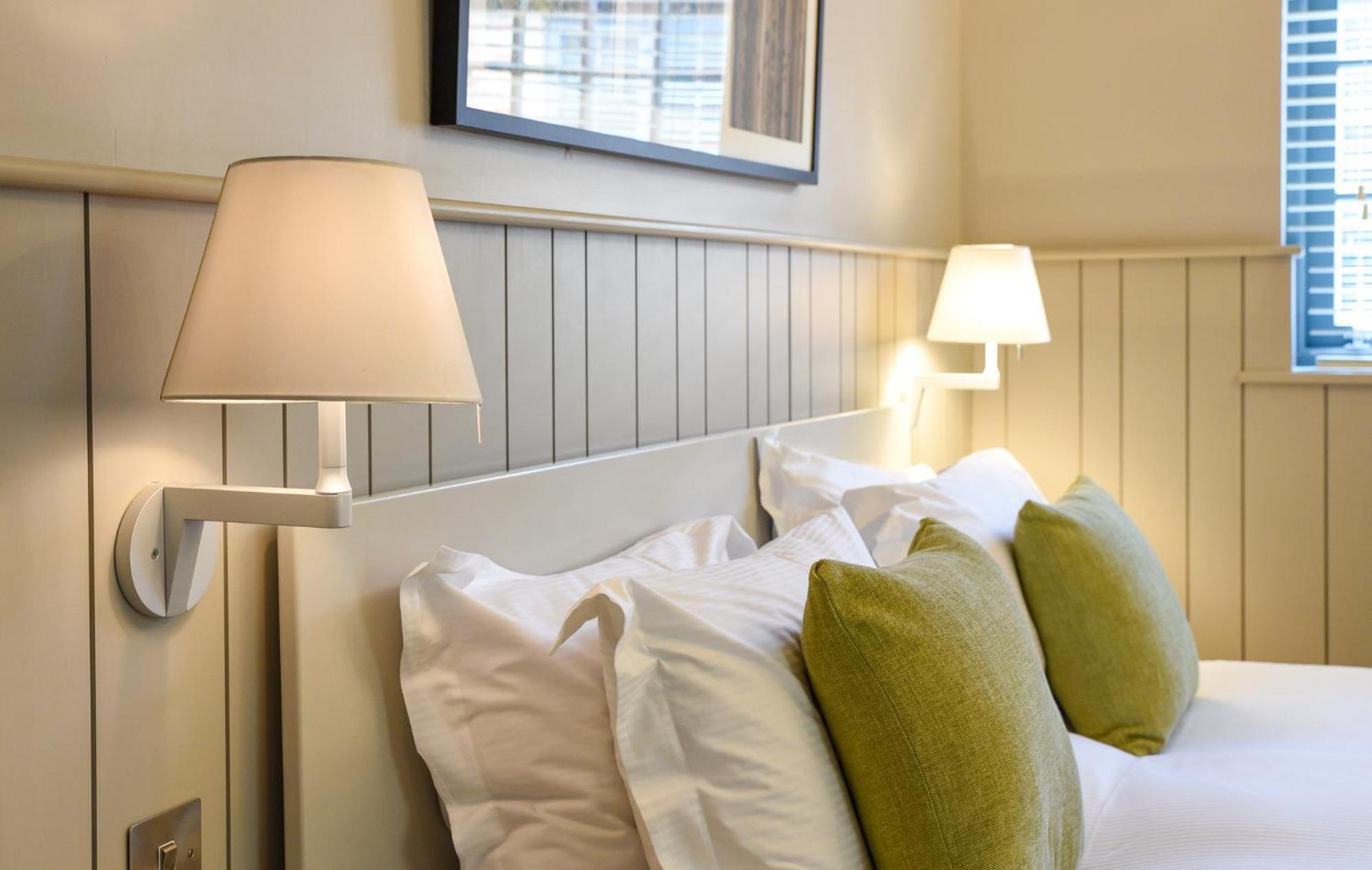 The Lawrance Luxury Aparthotel - Йорк Екстериор снимка