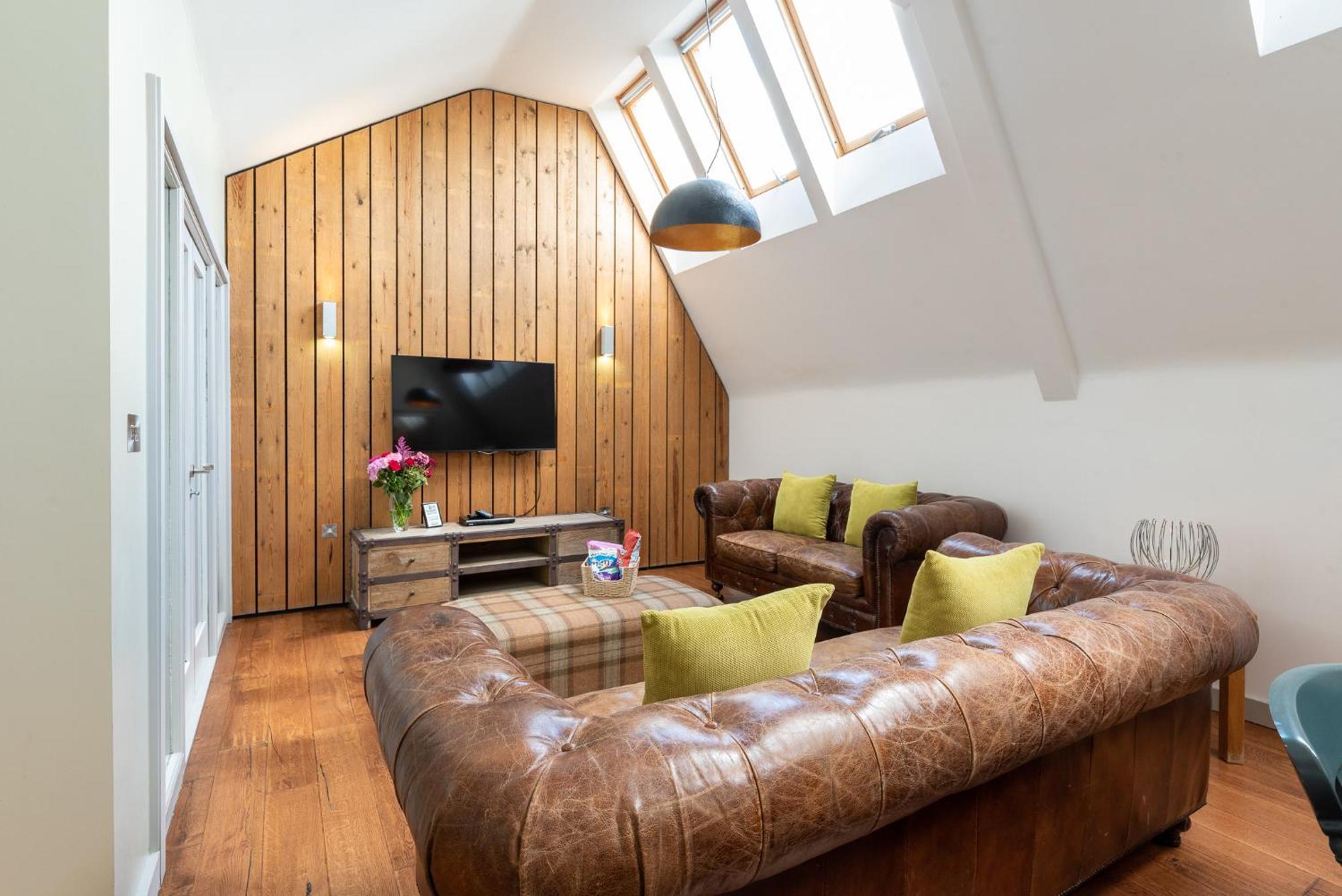 The Lawrance Luxury Aparthotel - Йорк Екстериор снимка